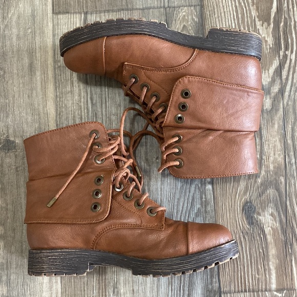 Bamboo Brown Lace Up Combat Boots 6 - Picture 8 of 9